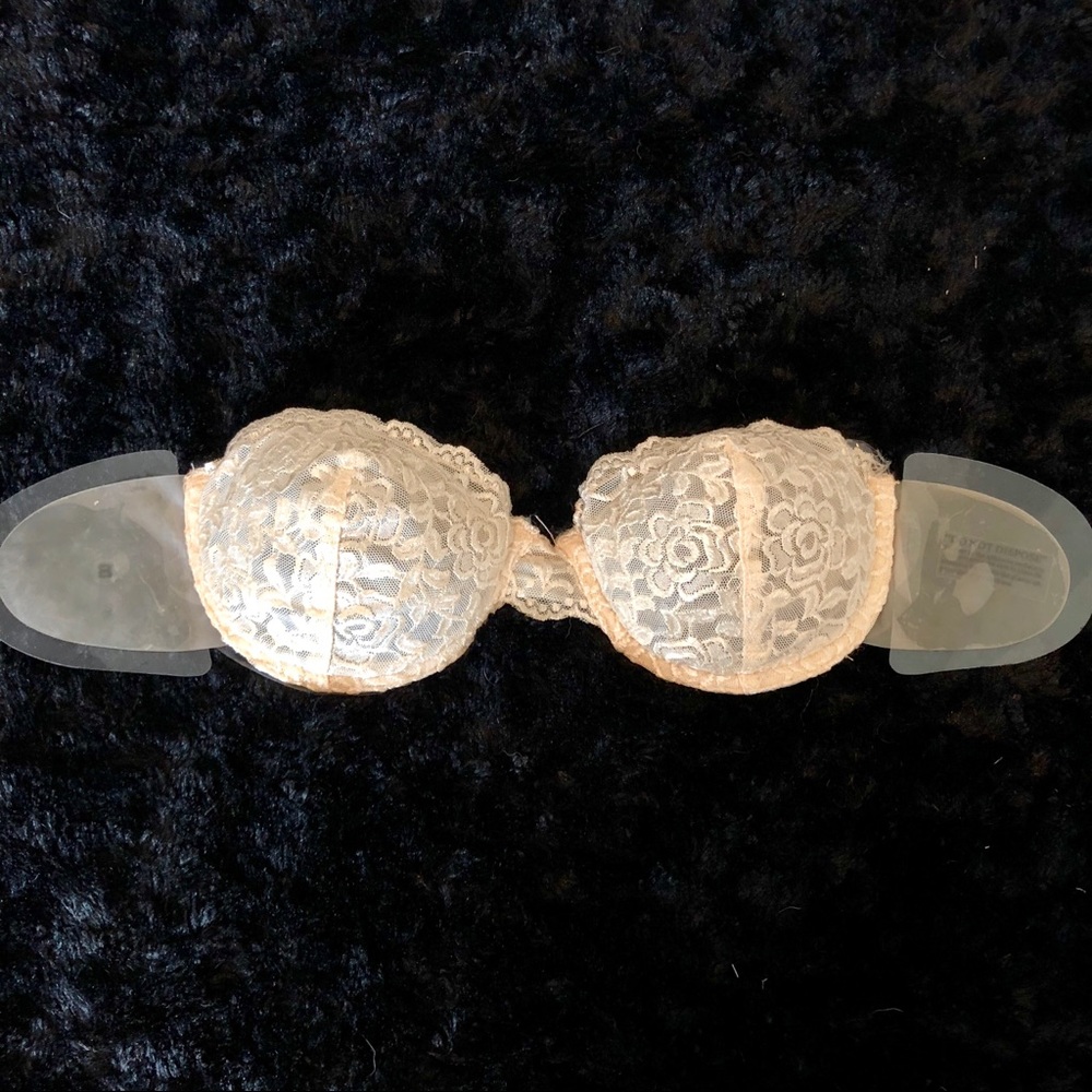 Sticky Victoria’s Secret push up bra
